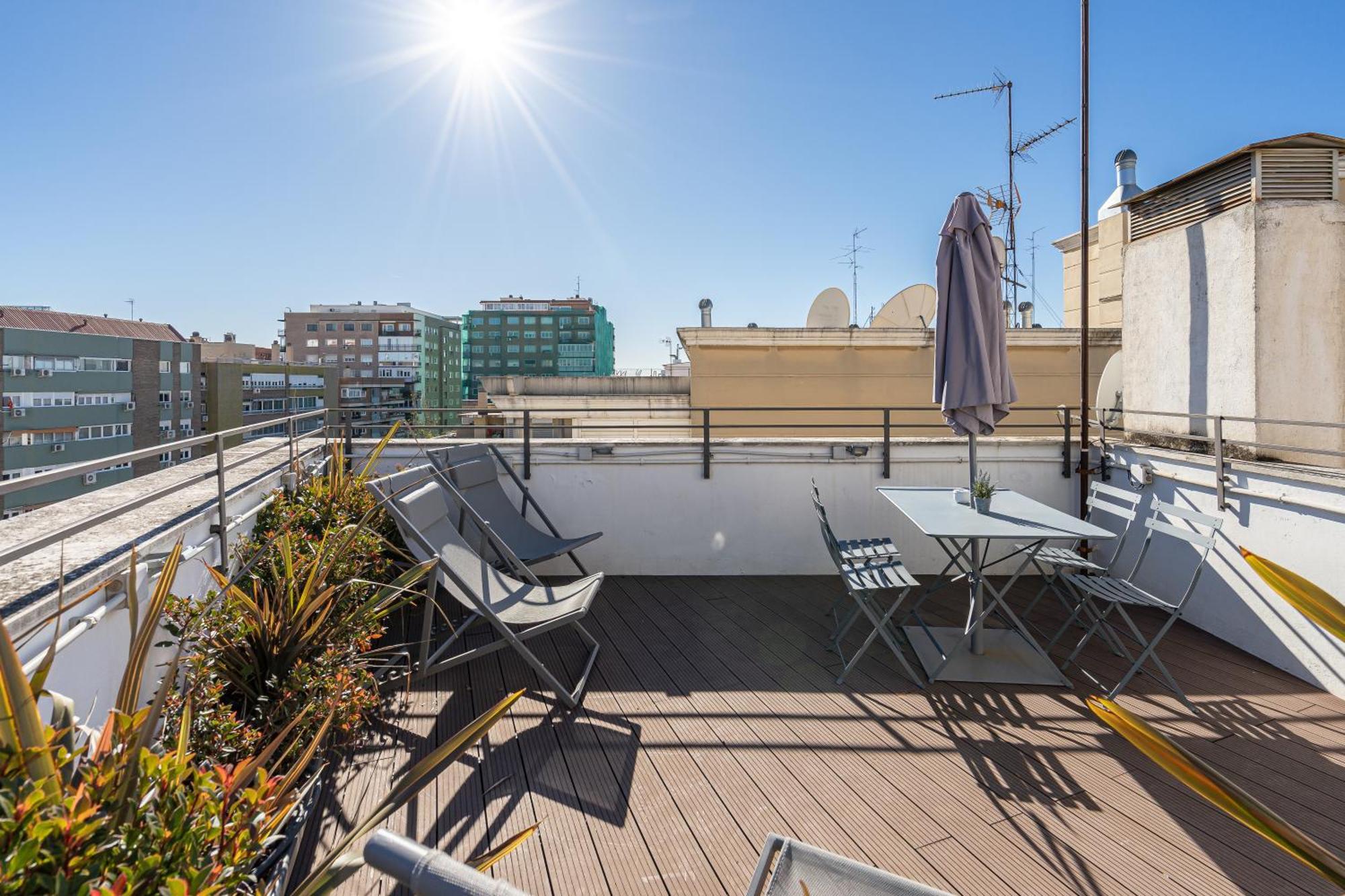 Feelathome Waldorf Suites Apartments Madrid Eksteriør bilde