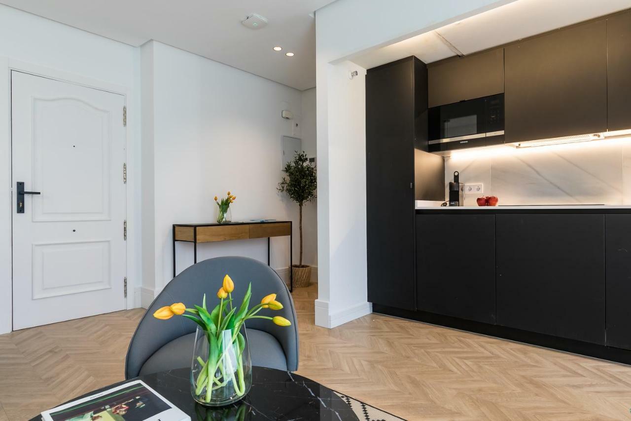 Feelathome Waldorf Suites Apartments Madrid Eksteriør bilde