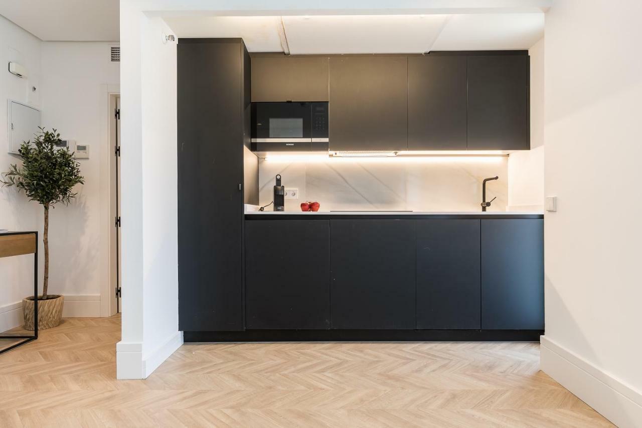 Feelathome Waldorf Suites Apartments Madrid Eksteriør bilde