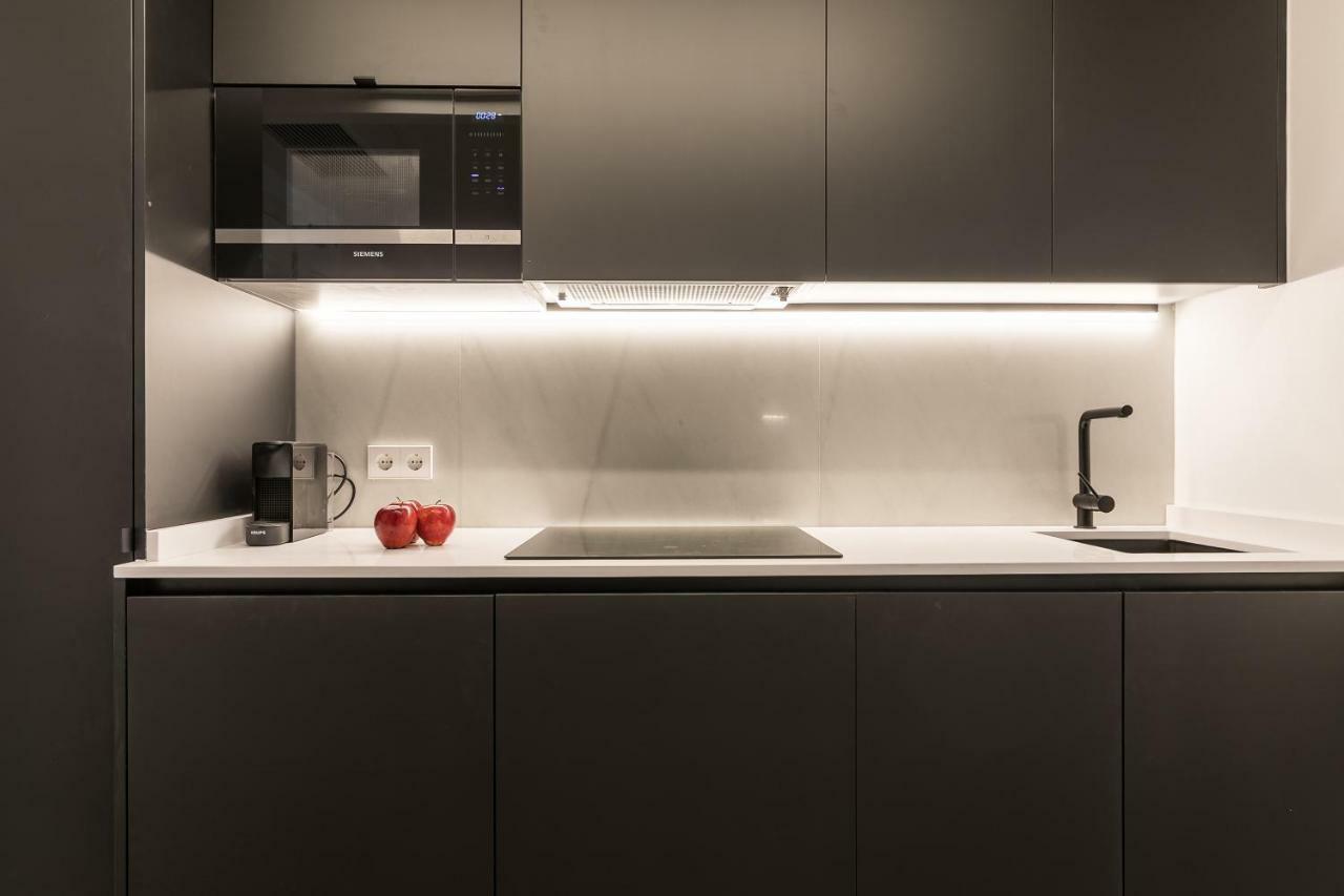 Feelathome Waldorf Suites Apartments Madrid Eksteriør bilde